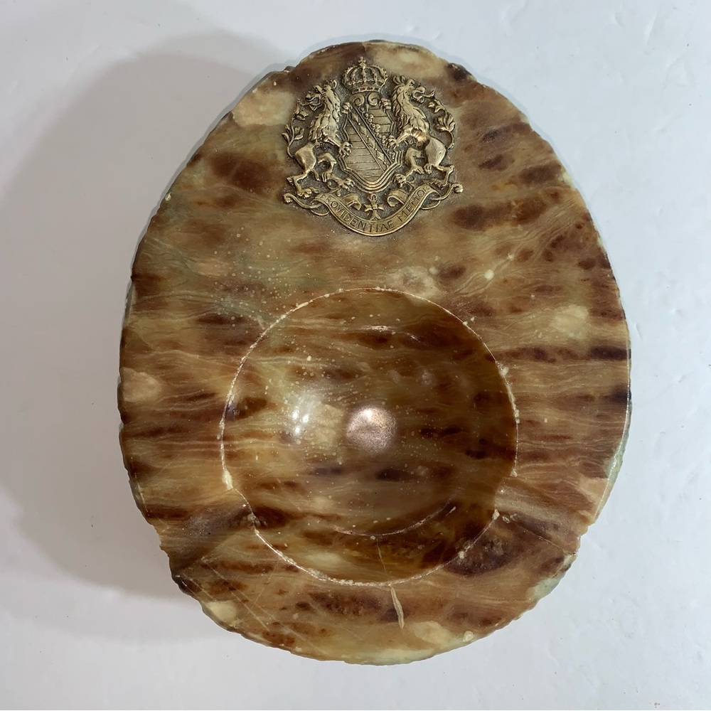 vintage Italian Made Marble Ashtray Lion Coat Of Arms “providentiae Memor” Latin